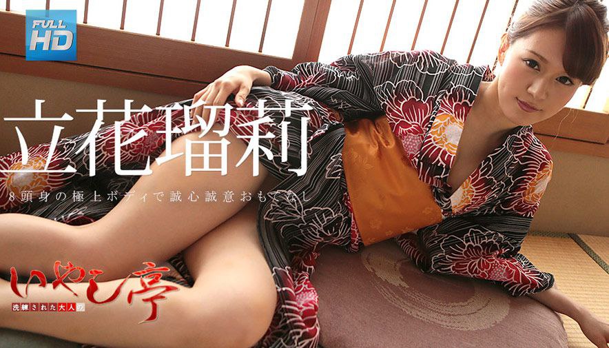 皮肤白皙身材丰满新人网红脸妹子自摸诱惑跳蛋自慰骚气扭动很是诱惑喜欢不要错过